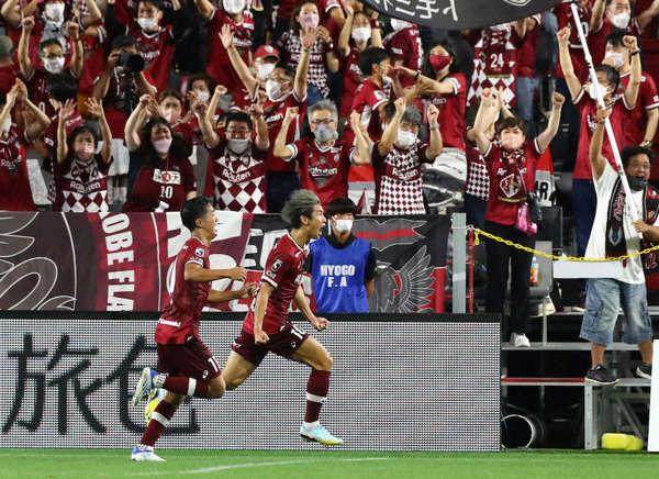 1663596914231088708.jpg 33.jpg