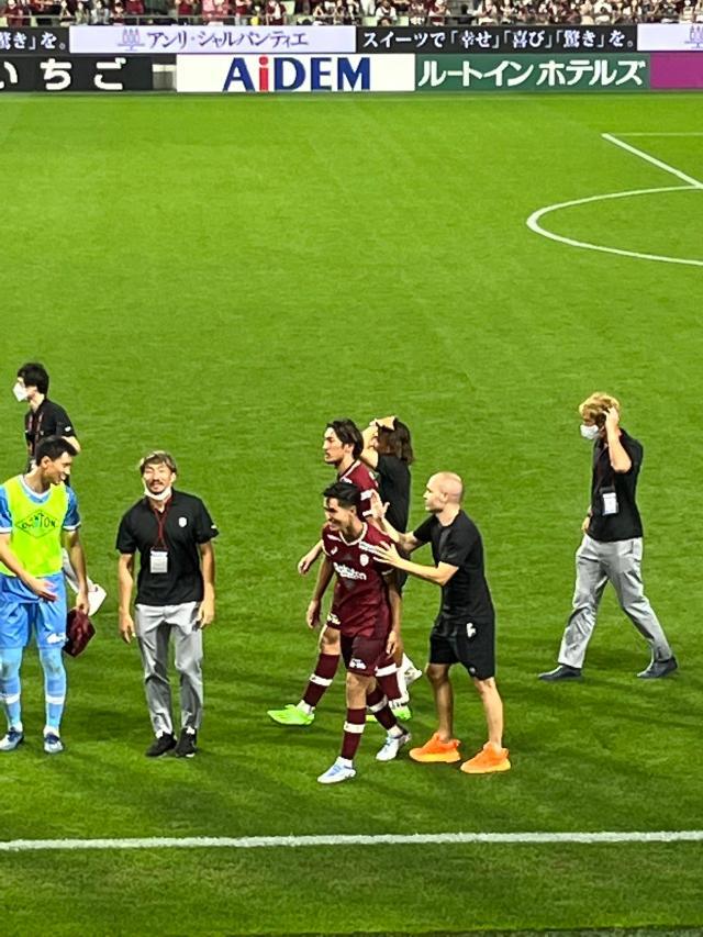 1663597500086037101.jpg 88.jpg